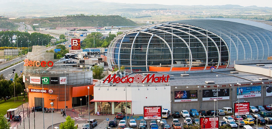 El fondo británico Barings compra el centro comercial Berceo